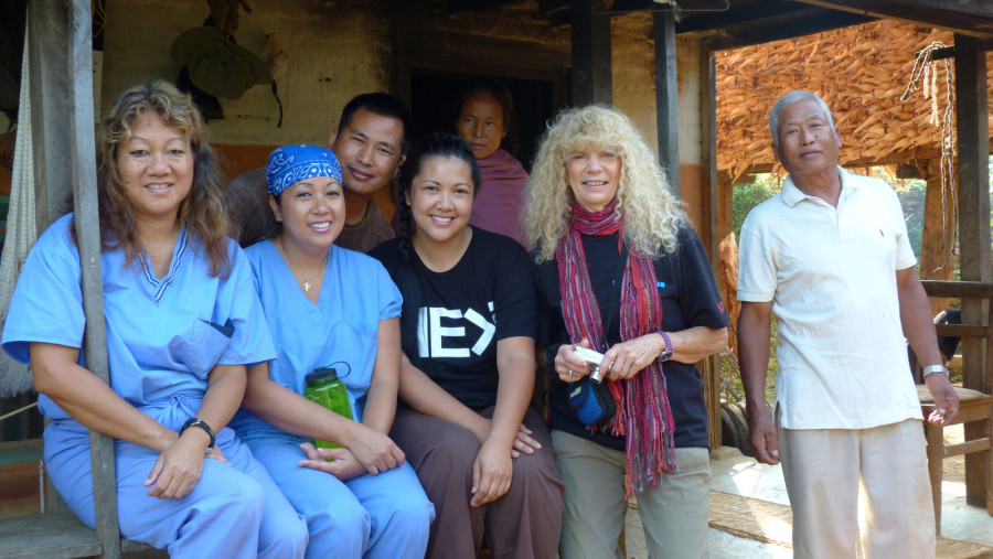 how-to-conclude-your-medical-mission-with-your-team-members-and-leaders